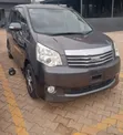 Toyota Noah 2013 Gray - 2