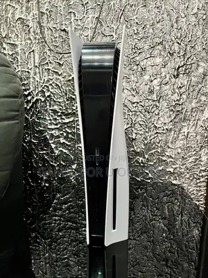 PlayStation 5 Standard Disc Edition