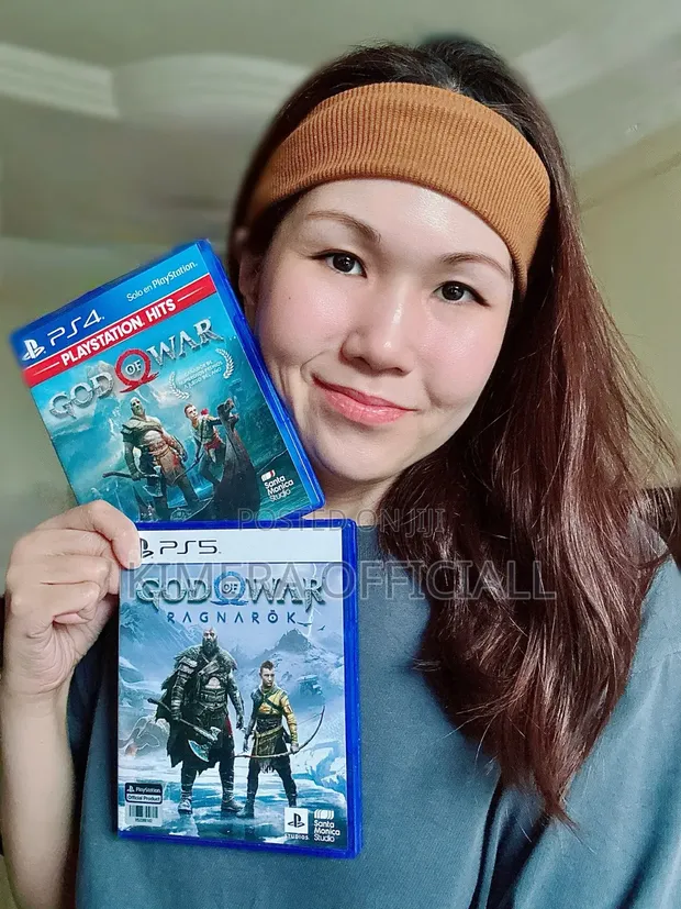 God of War 4 and God of War Ragnarök PS4 Games - 1