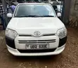 Toyota Probox 1.5 DX 4WD 2015 White - 2