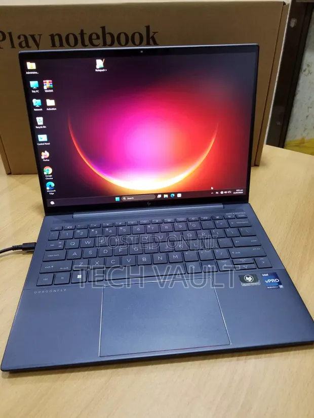 New HP Dragonfly G3 Laptop - Core i7, 32GB RAM, 512GB SSD - 1