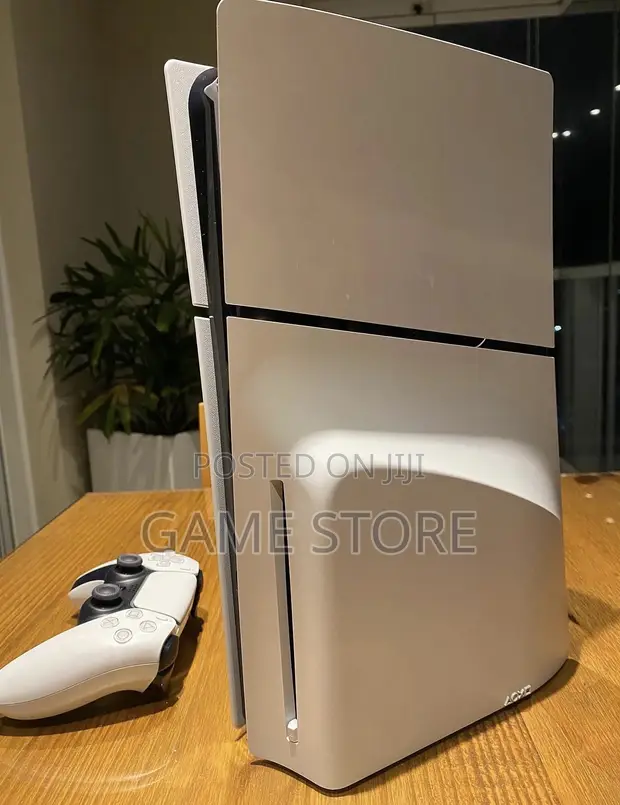 PS5 Slim Disc Edition - 1