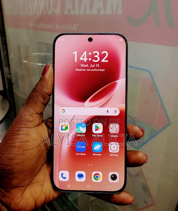 Vivo V70 512GB Gray - 1