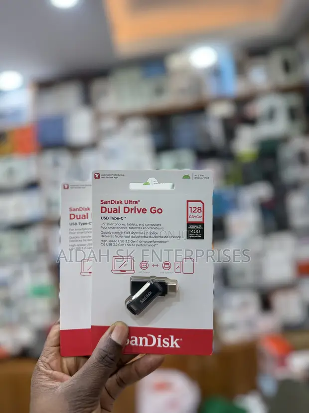 128GB SanDisk Ultra Dual Drive Go (USB-C/USB-A) - 1