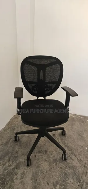 Low Back Mesh Office Chair - Refurbished