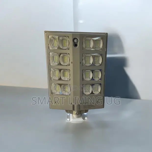 2000W Solar Street Light - Ultra Bright Outdoor Security - 1