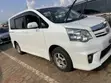 Toyota Noah 2.0 143hp AWD 8 Seater 2013 White - 5