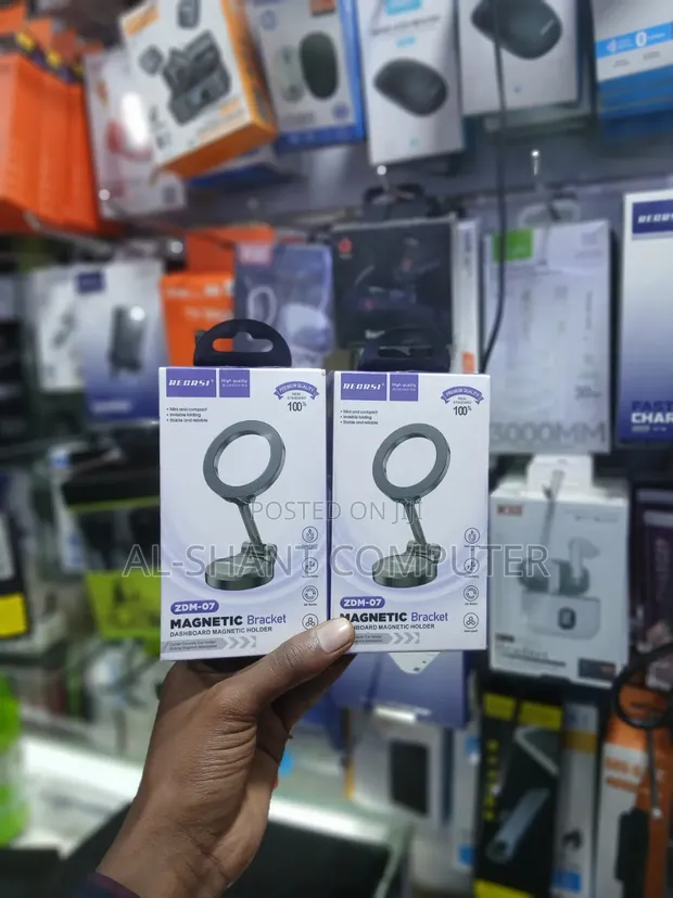 Recrsi Magnetic Car Phone Holder (ZDM-07) - 1