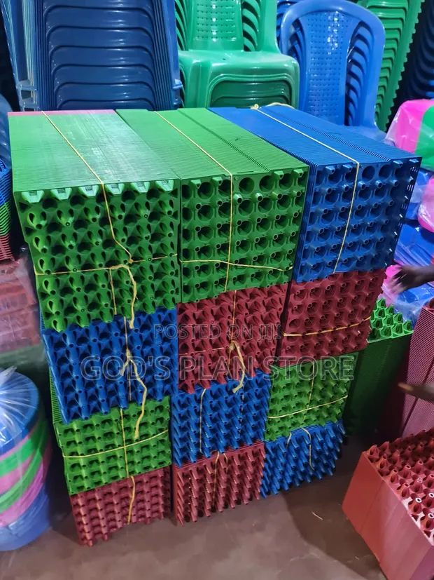 Clarity Plastic Egg Trays (100pcs) - 1