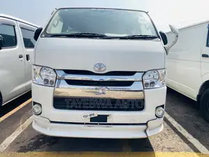 Toyota HiAce 2017 - Foreign Used
