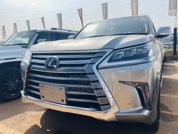 Lexus LX 570 AWD 2018 Gray - 1