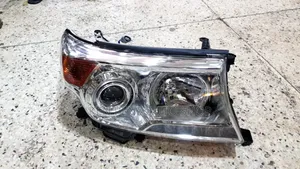 Toyota Landcruiser LC200 / J200 Headlamp 2014