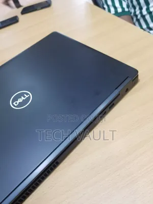 Dell Latitude 5590 Laptop - Intel Core i5, 8GB RAM, 256GB SSD