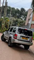 Jeep Cherokee 2013 Silver - 2
