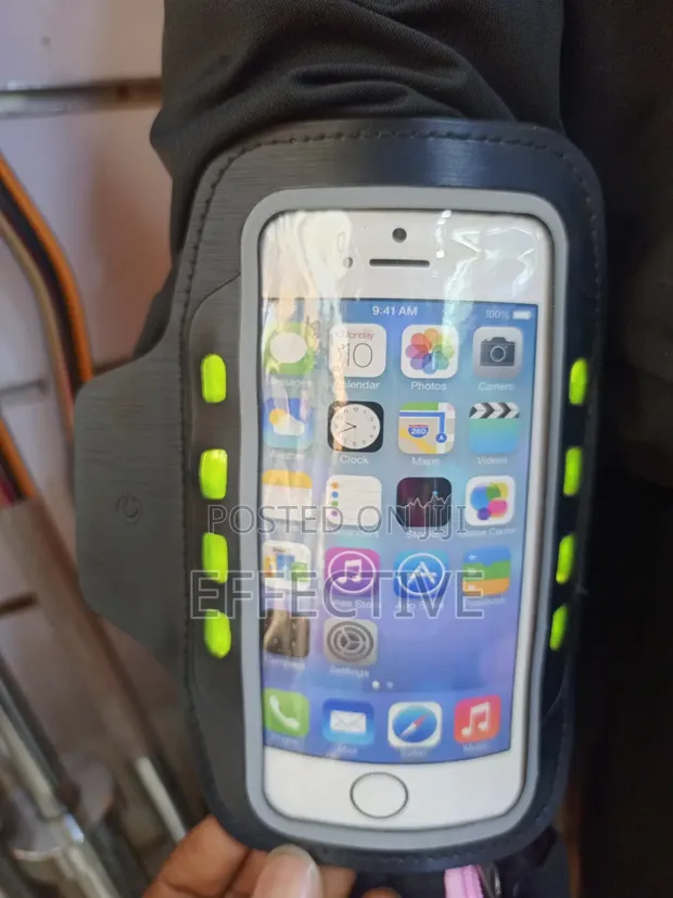 Running Armband with LED Visibility - 1