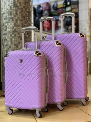 Goodpatner Medium Suitcase with Spinner Wheels