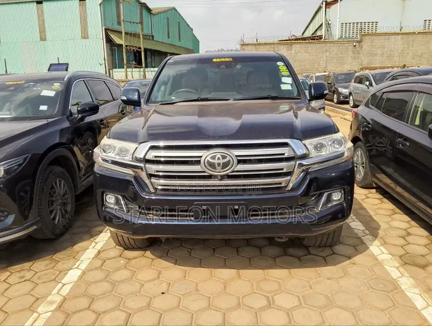 Toyota Land Cruiser Prado 2016 Blue - 1