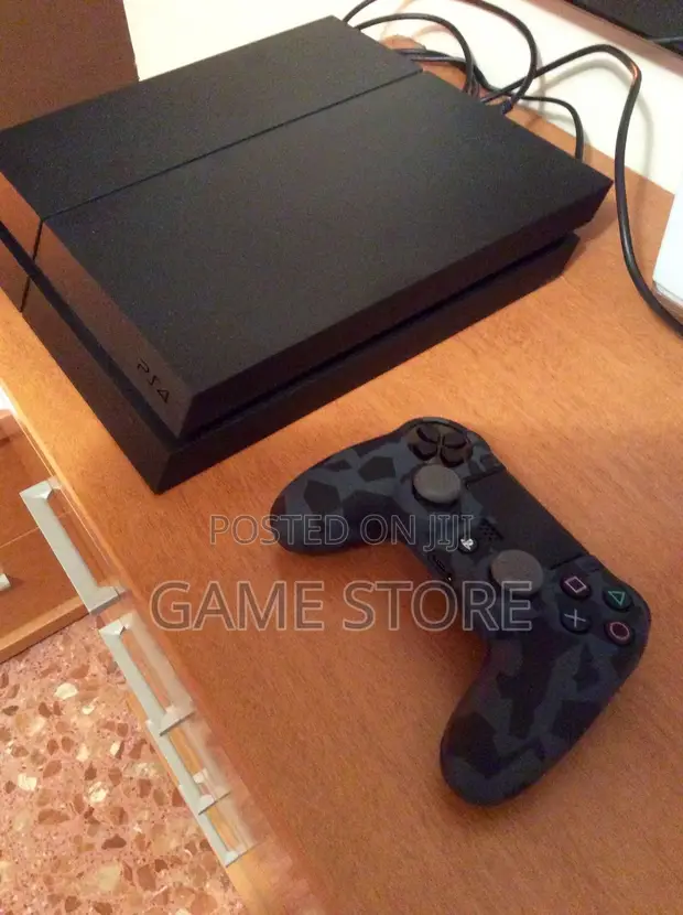 PS4 Standard Console - 1