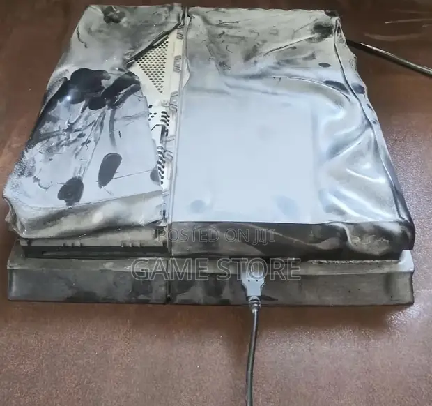 PS4 Standard Console - 1