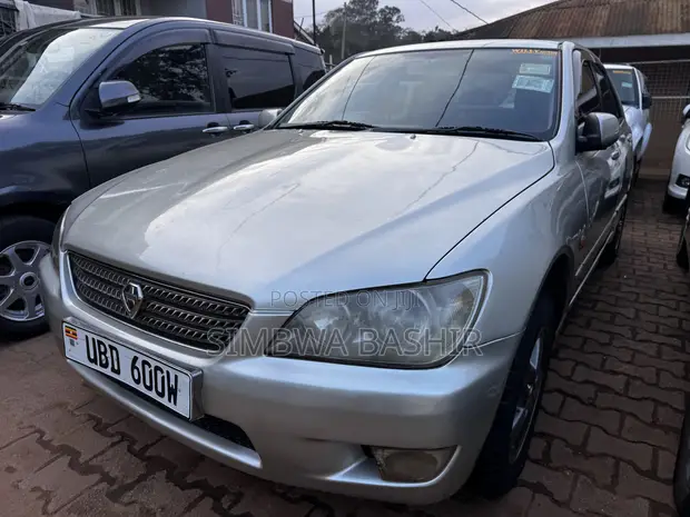 Toyota Altezza 2001 Silver - 1