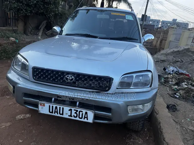 Toyota RAV4 2002 Silver - 1