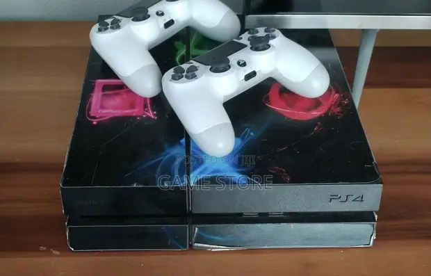 PS4 Standard Console - 1