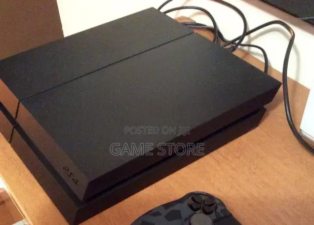PS4 Standard Console - 1