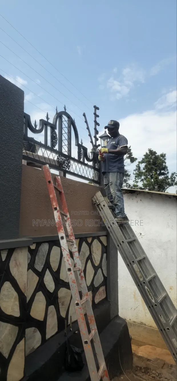 Electric Fence Installation & Repair Services - 1