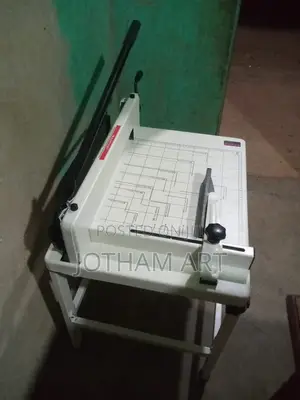 Heavy Duty Manual Paper Cutter (A3)