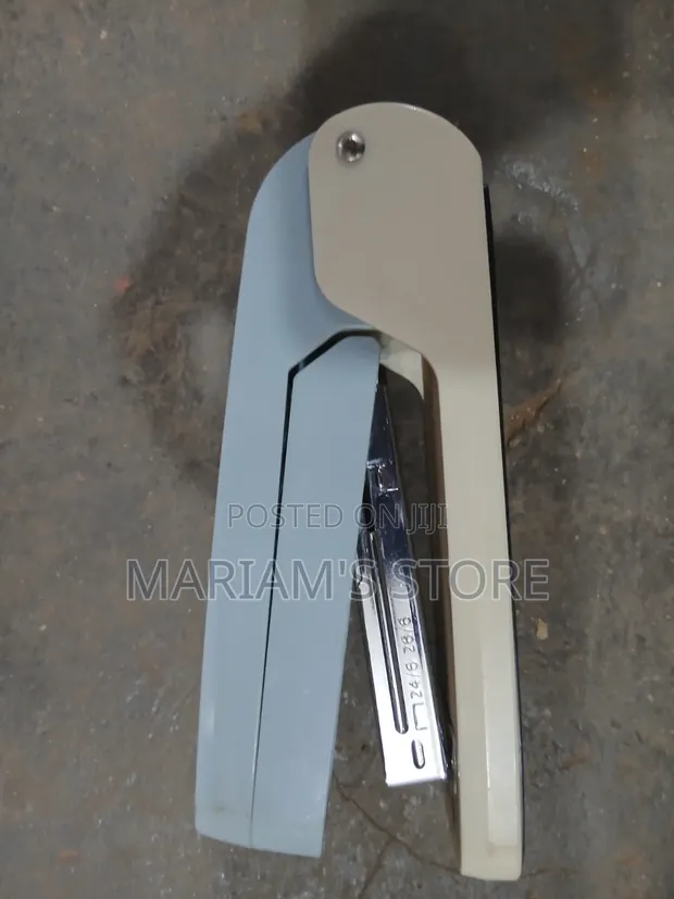 360° Rotating Stapler for Book Binding - 1