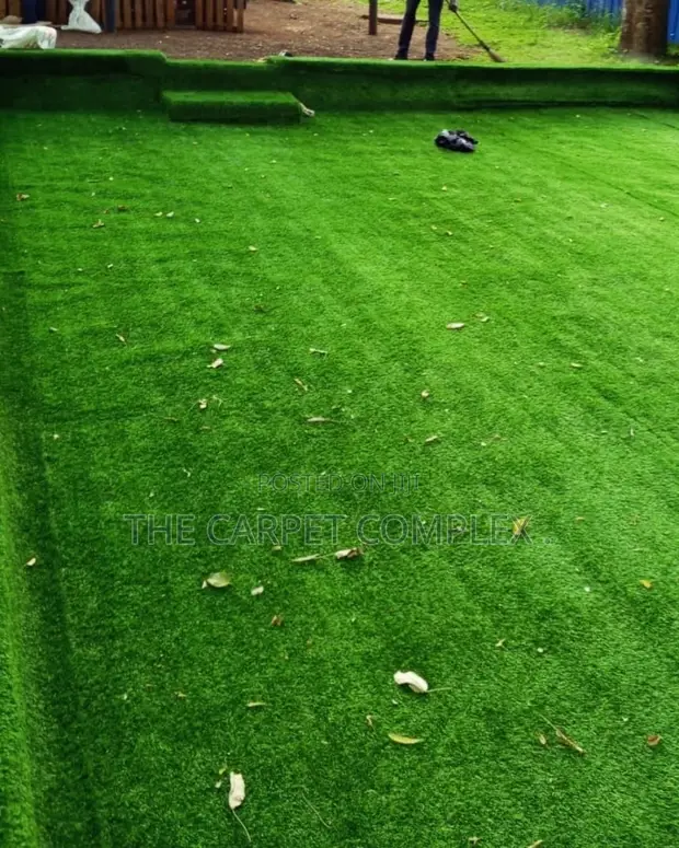 Kids Grass Carpets - Playyards Per Square Meter - 1