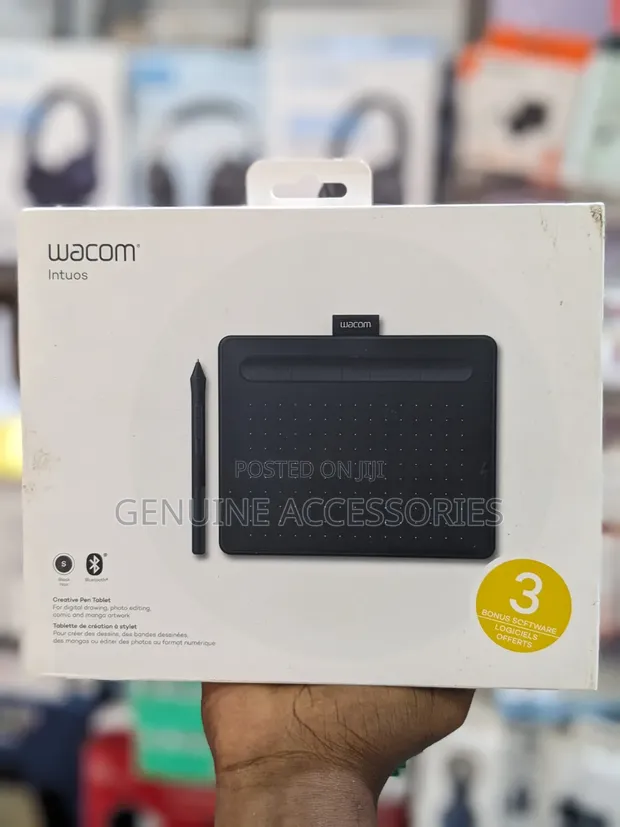 Wacom Intuos Medium Graphics Tablet (Black) - 1