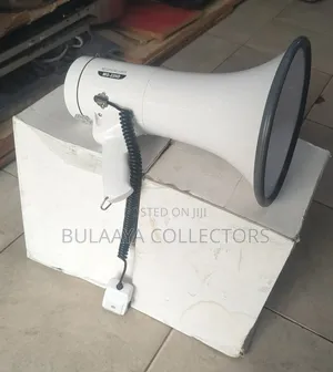UK Used Megaphone MG-220D