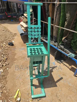 Brand New Manual Heavy Duty Stick Briquette & Charcoal Machine