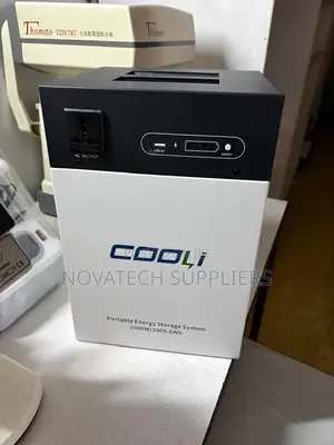 Cooli 2kWh Rechargeable Portable Power Station 40Ah