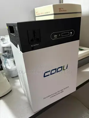 Genuine Cooli Portable Solar Power Station 1000W 2kWh