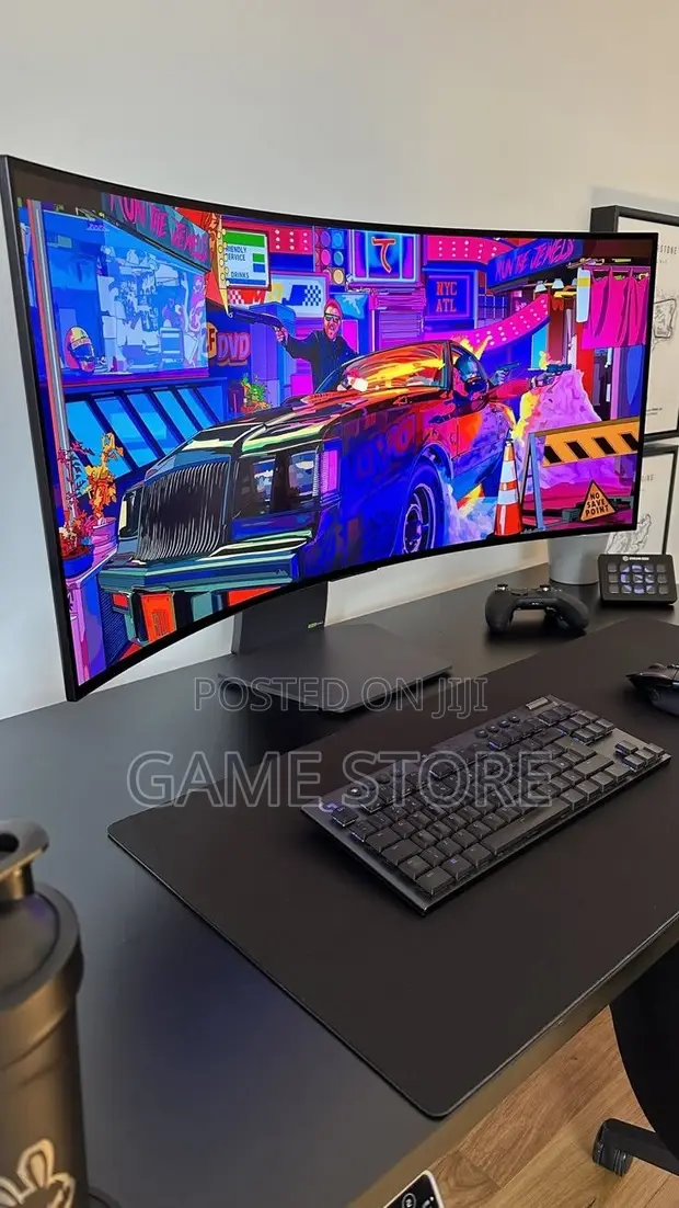 Brand New Samsung Curved Monitor - 1