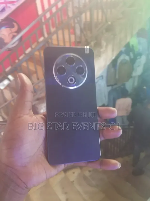 Tecno Spark 30 Pro 256GB Black - 1