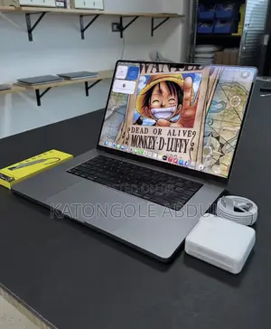 Apple MacBook Pro 14" M1 Pro, 16GB RAM, 512GB SSD