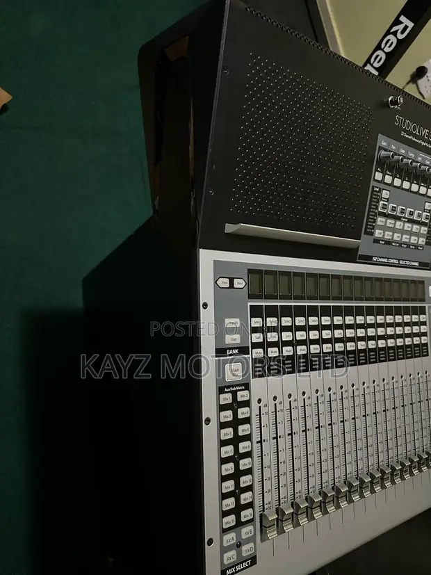 PreSonus StudioLive 32SX Digital Mixer - 1