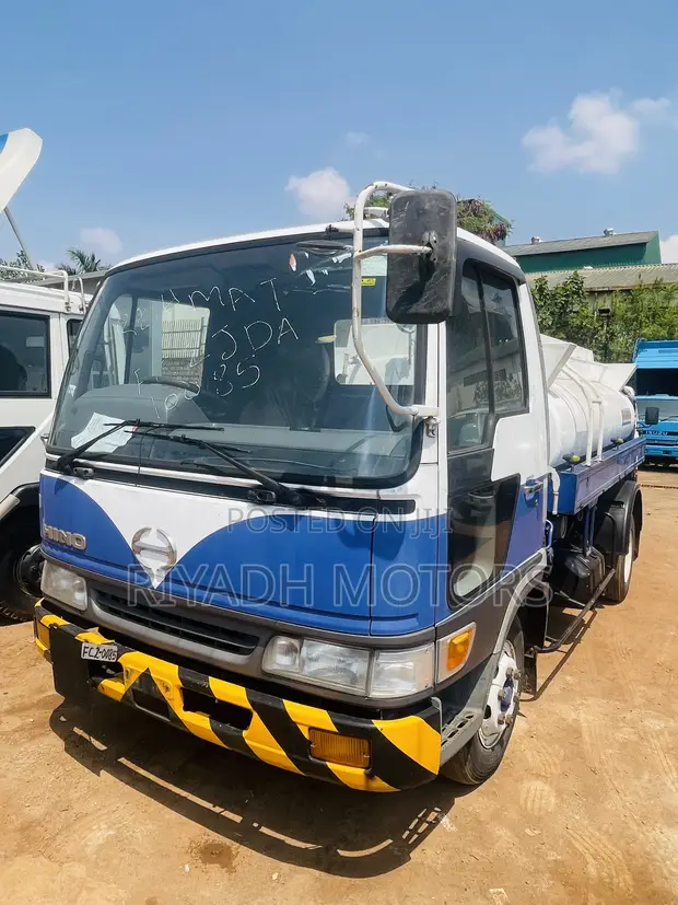 Hino Ranger Fuel Tank Truck - 1