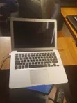 Apple MacBook Air 13" Intel Core i5 4GB RAM 256GB SSD - 4