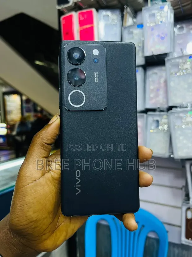 Vivo V29 256GB Black - 1