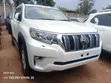 Toyota Land Cruiser Prado 2018 White - 4