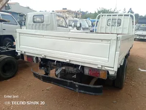 Isuzu Elf Small Head Truck 1990 White