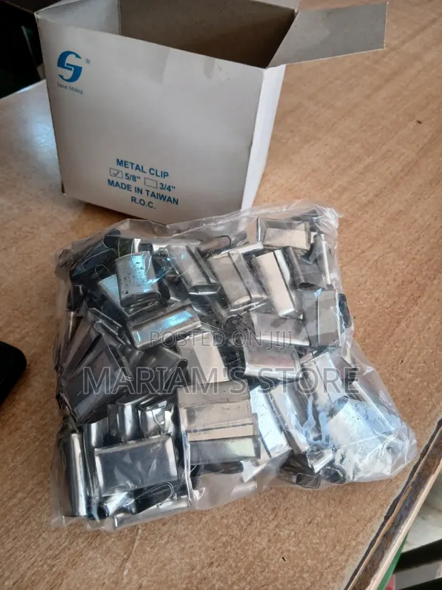 5/8" Metal Clips for Packaging Strapping - 1