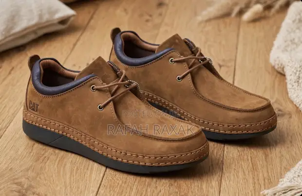 Men's Caterpillar Classic Light Brown Chukka Low Shoes - 1
