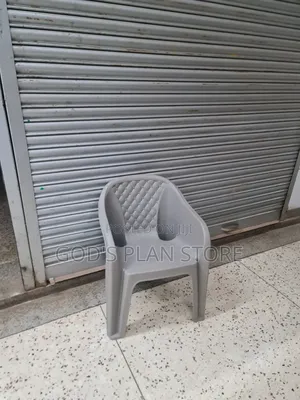 Rhombus-Rend Plastic Chairs for Bars, Hotels, Dining