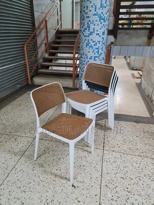 Mono-Diamond Plastic Chairs