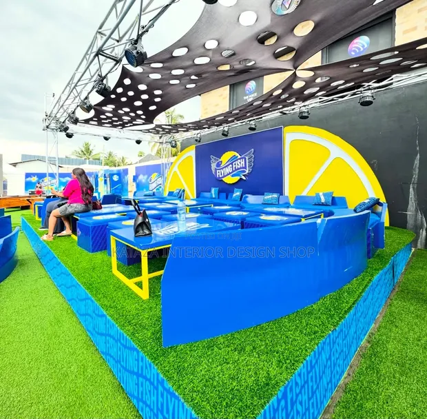 Indoor and Outdoor Green Artificial Grass Carpet - 1